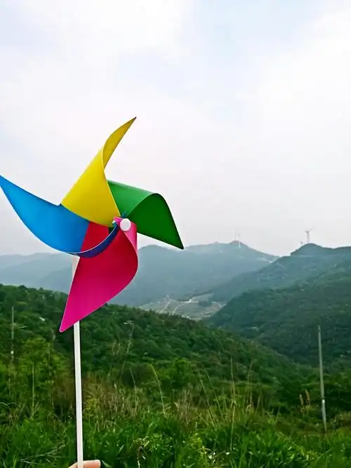 最美风车之路,三国语言说你