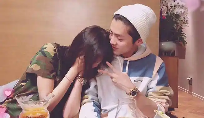 男朋友"恋爱了,所以有不少网友不理智的行为给鹿晗和关晓彤造成了不少