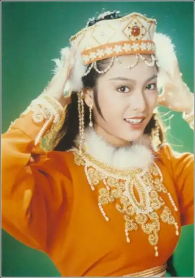 80年代古典美人盘点潘迎紫冯宝宝美过赵雅芝组图