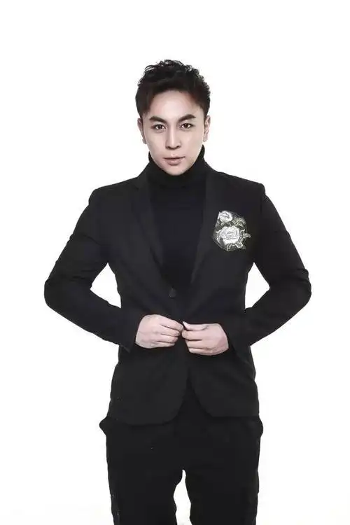 释小龙,siu lung sik的个人写真图片,壁纸,海报,photos – imdb爱影库