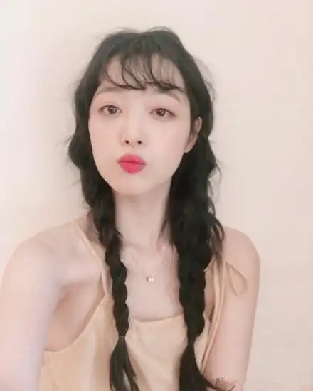 放飞自我又怎样崔雪莉依旧是sm团宠