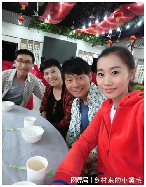 难怪演技差却资源好,是爸爸的骄傲更是心病|演员|金珠|朱亚文|老爷