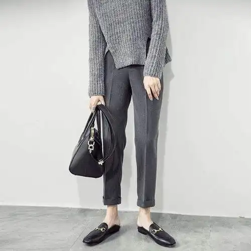 戈蔓婷女装:灰色西裤怎么搭配上衣才能不平庸又好看_手机搜狐网