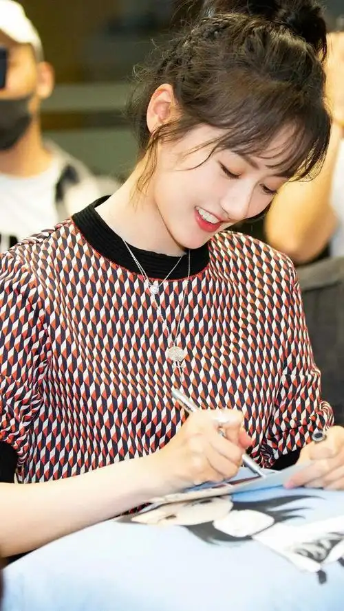 精美图集袁冰妍精致漂亮的女演员