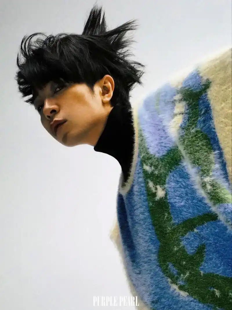 这几张照片在我心里封神#吴青峰 #杂志封面  - 抖音