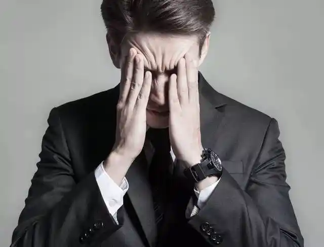 中年男性面临的压力,不能只有他们自己知道跟承担