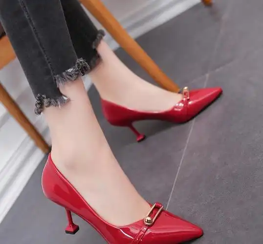 今年流行这几款尖头高跟鞋, 舒适时髦有气质, 剁手也要买