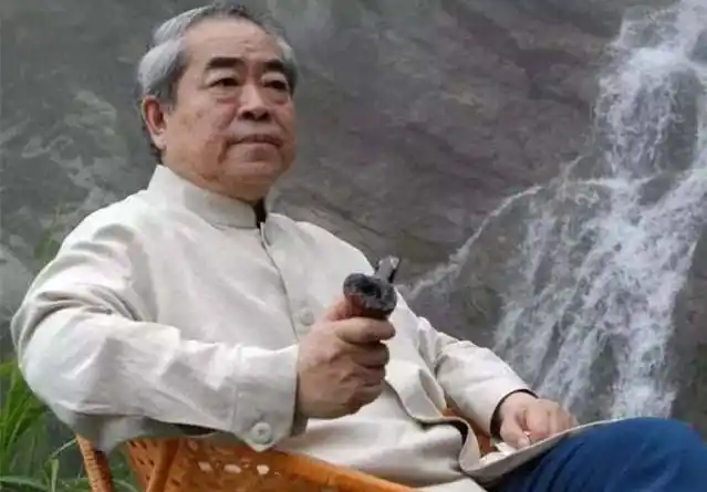 原创沈从文和范增这对师徒为何会反目成仇背后究竟有哪些隐秘