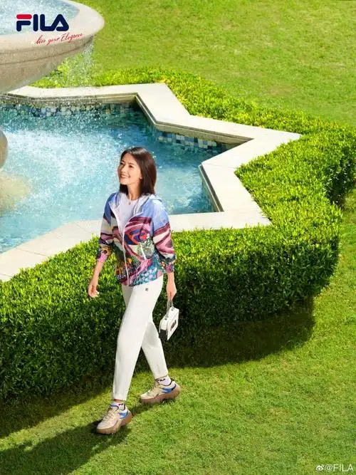 fila时尚运动代言人高圆圆##fila时尚印花
