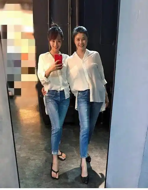 蓝盈莹只谈过一次恋爱,妈妈的腿长109厘米,与女儿同框似姐妹_雪球_蓝