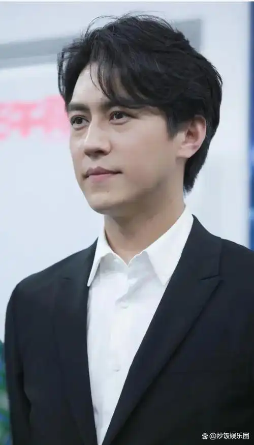 靳东发文感谢上海警方!60岁大妈被骗20万元,假靳东团伙终被抓获