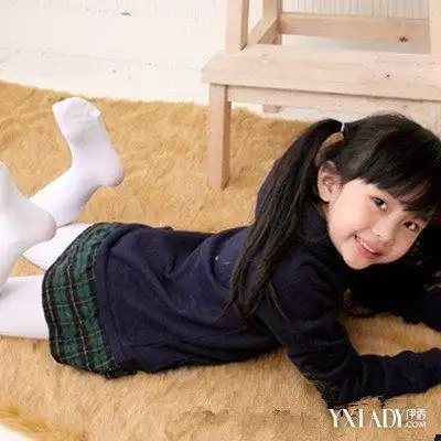 【图】展示小女孩白袜子的图片 介绍选购袜子的五大技巧