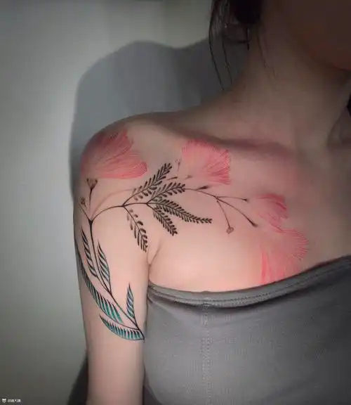 胸部水彩纹身图案大全 - 纹身大咖