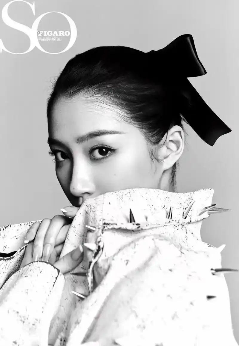 关晓彤7015sofigaro ——三月刊封面——  玲珑姿态  - 抖音