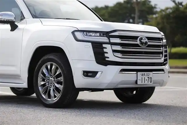 丰田越野汽车(全面图解丰田新一代陆地巡洋舰)(7)