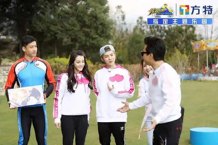 奔跑吧鹿晗迪丽热巴cp粉多吗?