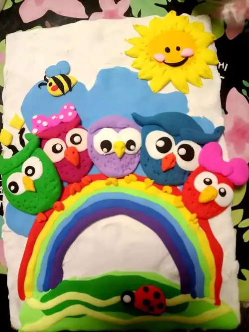 变废为宝彩泥画——猫头鹰