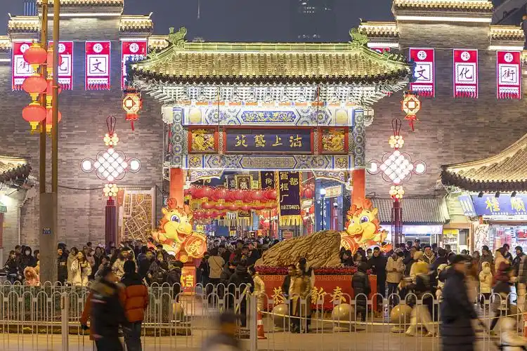 天津古文化街市民游客如织