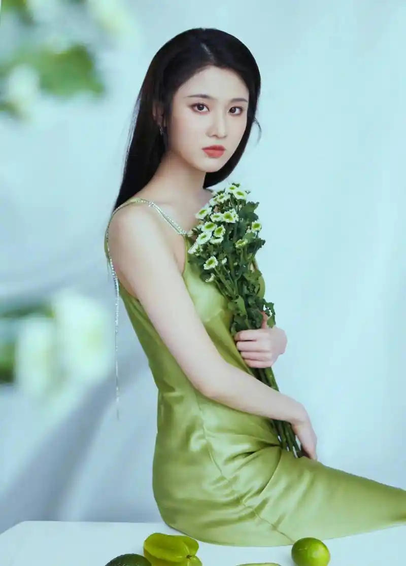 精美图集|张慧雯清纯可爱,甜美迷人