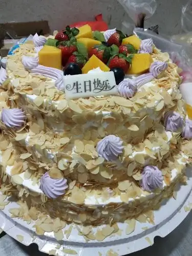 生日蛋糕,婚庆蛋糕,酒席面包,即订即做,新鲜出炉,欢迎订做