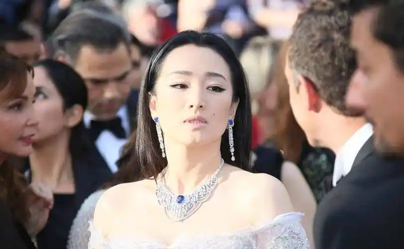 女星巩俐,就是这么霸道,拒绝导演邀请上台,却圈粉无数_李安_活动_傅榆