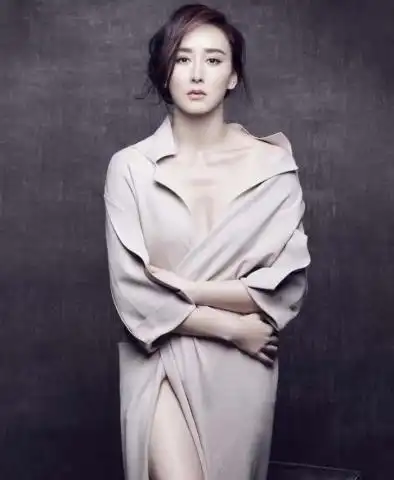 演员胡静个人资料简介(41岁胡静人美身材辣)(9)