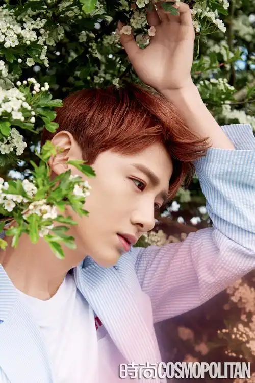 主题:白敬亭时尚co□□o内页(自炒)[12]收藏该贴已收藏