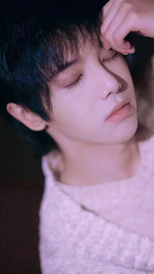 华晨宇盛世美颜壁纸