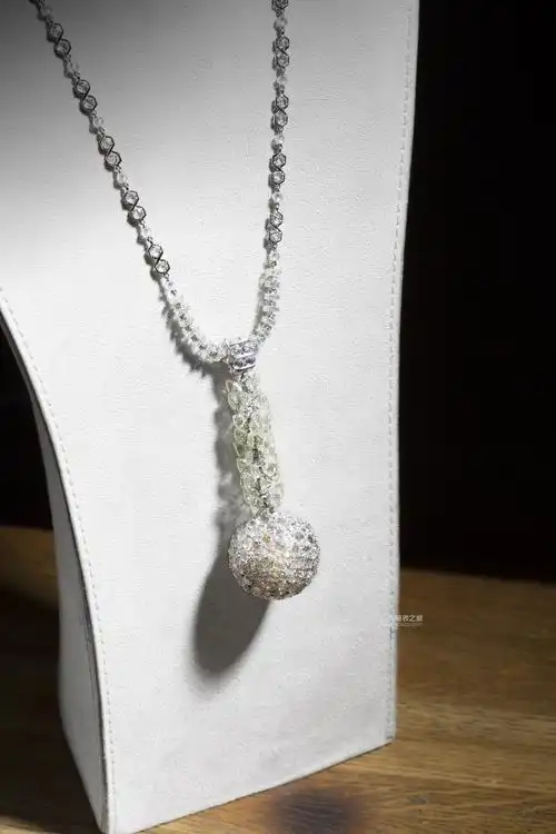 高清图|卡地亚paillettes solaires项链项链/吊坠图片3|腕表之家-珠宝