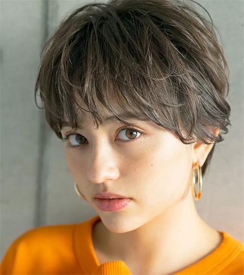 日系纹理短卷发 最新大热女生短发_日韩发型 - 美发站