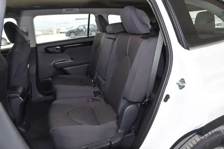 保值神话破灭,汉兰达全款优惠6万元,新款将于6月上市