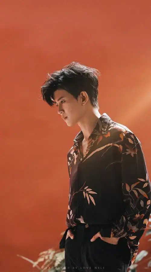 我是分割线——————任嘉伦/rjl/任国超@任嘉伦allen爱