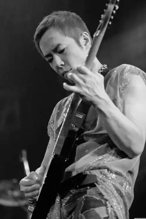 当黄贯中遇到叶世荣,摇滚不死,引发"冲动效应"!