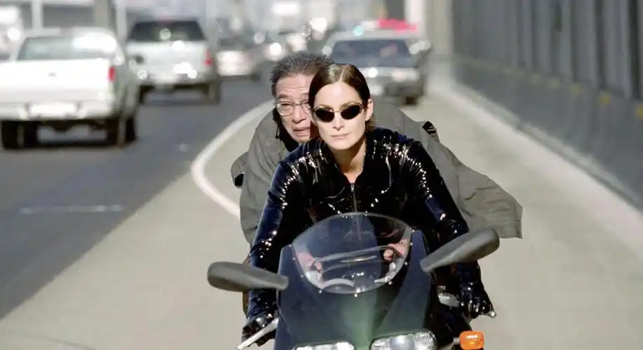 原创呕吼传闻黑客帝国4电影二审不合格被毙了