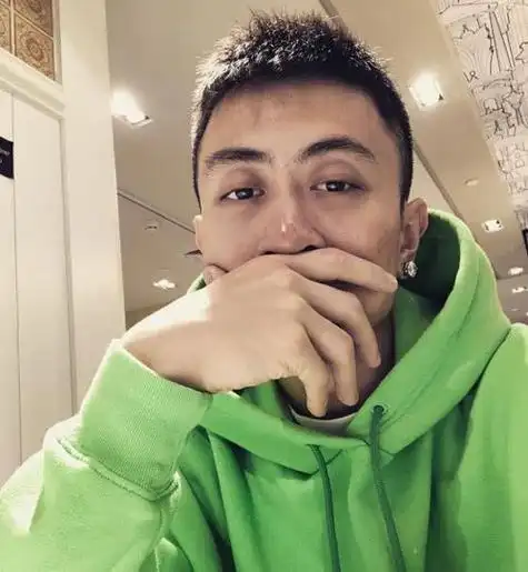 秦奋他家干什么的外号为什么叫沪上皇