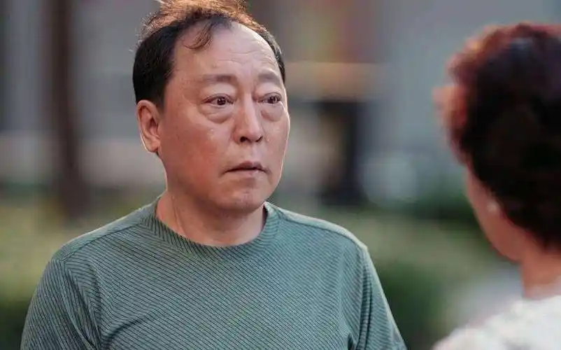 倪大红:被嘲"老态" "面瘫",质疑红不了,59岁才振翅高飞_父母_角色