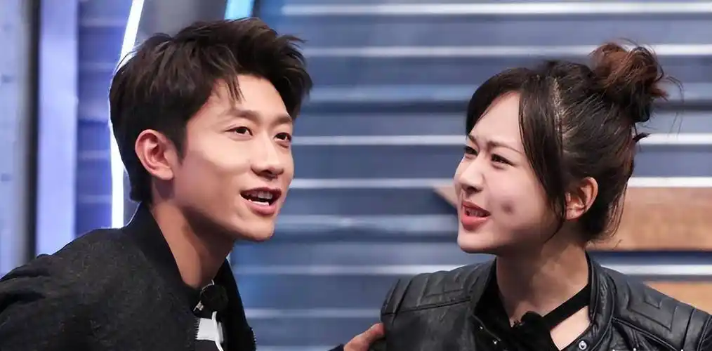 "张一山宣布喜讯"结果只是为宣传《曾少年》!