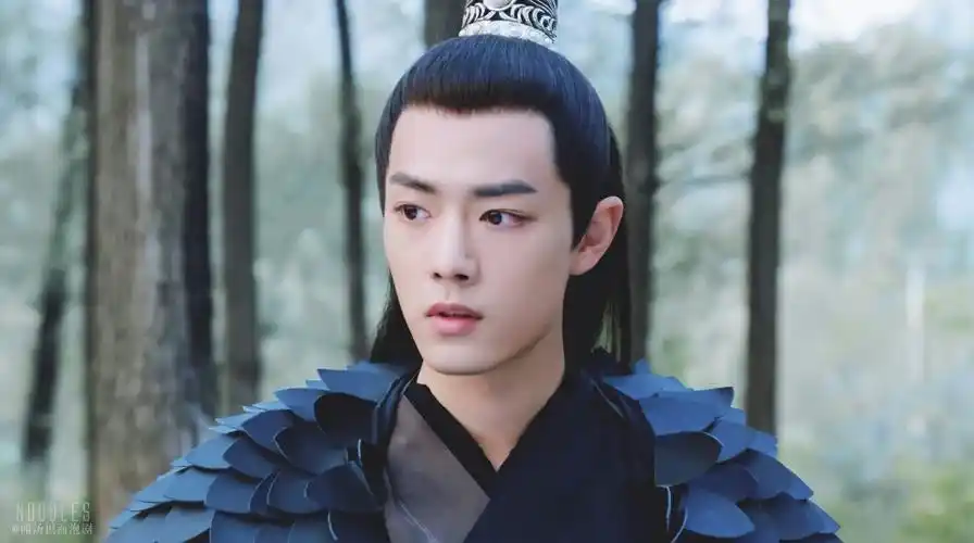 我的皇帝陛下》修图by闻汤识面泡剧