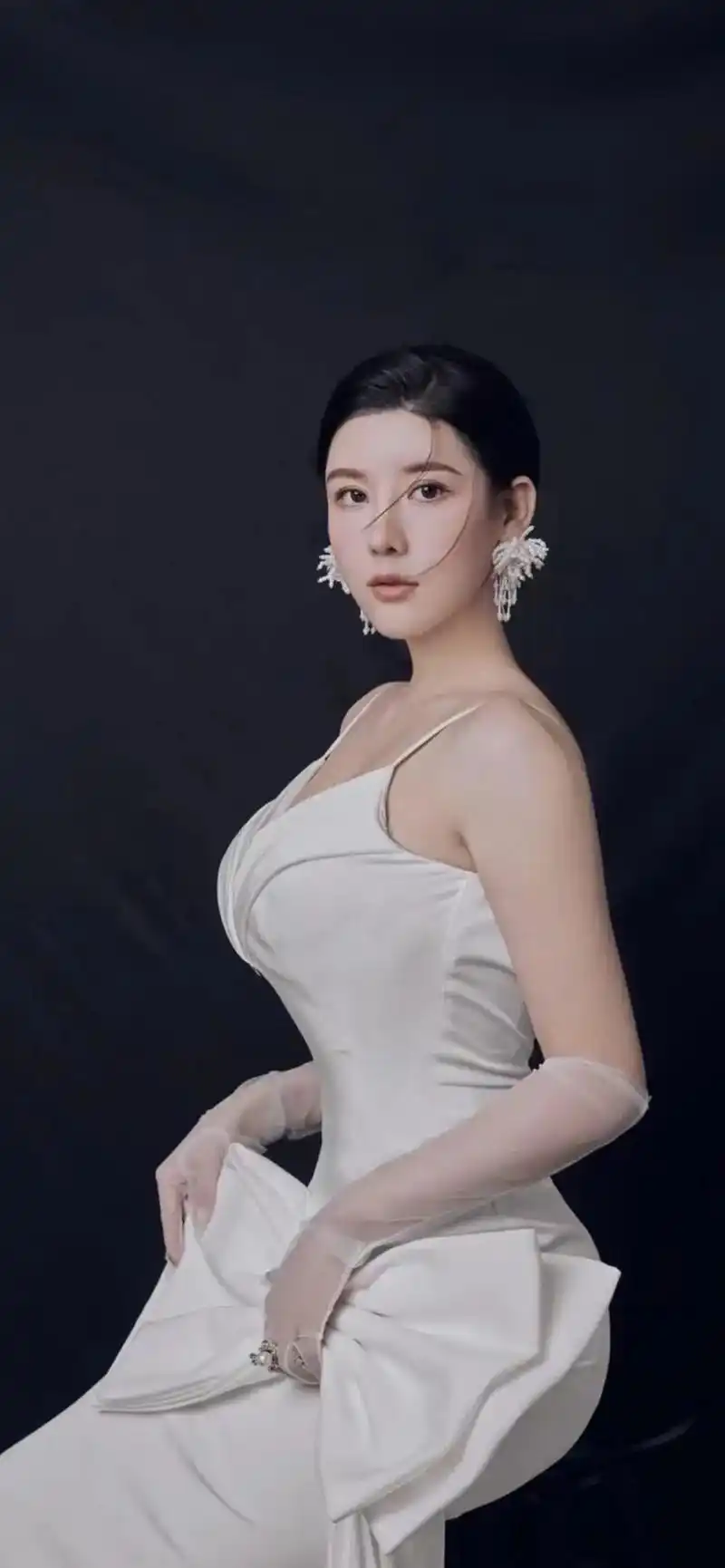 网红刘太阳,原名刘阳,身高178cm,体重130斤,是一个9 - 抖音