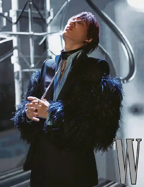金钟仁 w korea 12月刊封面人物_明星_时尚_金钟仁