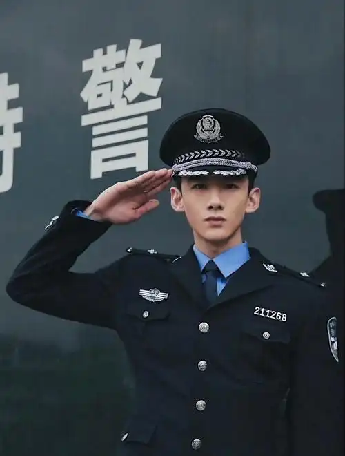 端水大师上线!白敬亭发文告别邢克垒徐坦,演技代入感强网友不舍