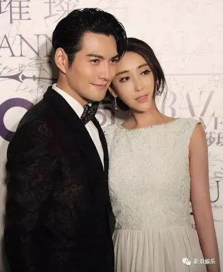 说到严屹宽,还是更习惯叫他严宽,他的颜值绝对没得嘲,当年公认的萄哪