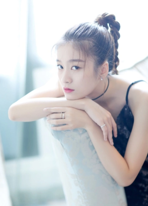 新人张雪迎,宁心,李纯清新漂亮的妹纸,微微一笑,倾城倾国!