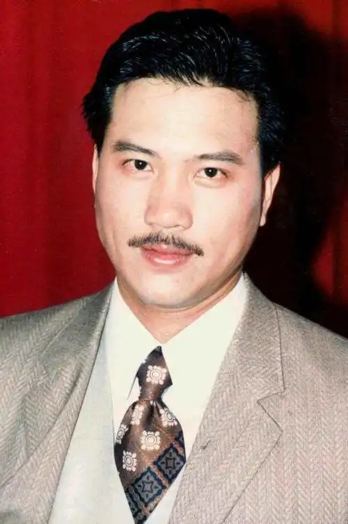 61岁香港明星万梓良身体发福到变形,糖尿病缠身感叹"活命要紧"