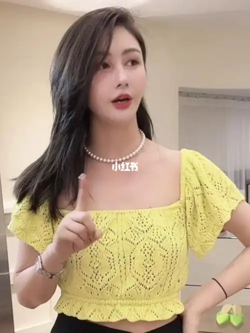 夏季人手必备珍珠项链78巨好搭配衣服