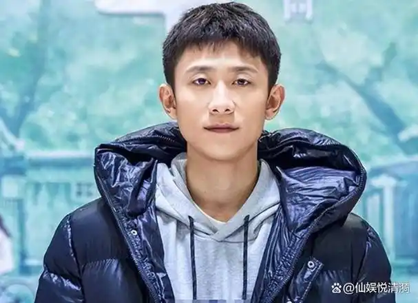 张一山从童星变为实力演员,鹿鼎记后事业一路下跌,大起大落