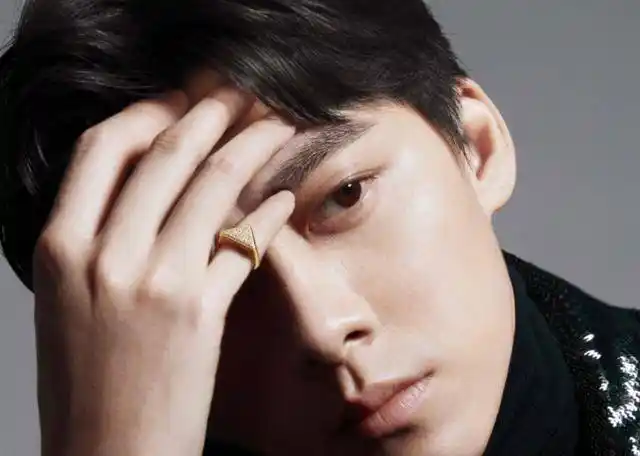 供认违法事实,内雨再次崩溃_李易峰多次嫖娼被行拘_北京警方通报