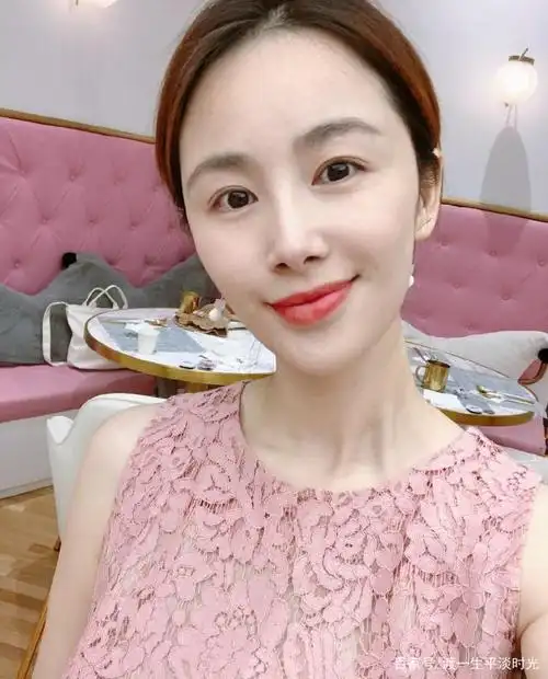 清纯甜美的李呈媛,端庄秀丽,有邻家小妹范儿,你喜欢她吗?