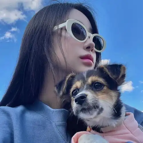 363436373039 极简ins风女生头像 - 知乎