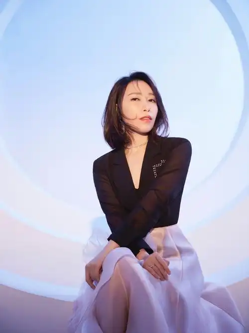 金池新单你就是你发布拒绝标签直面自我